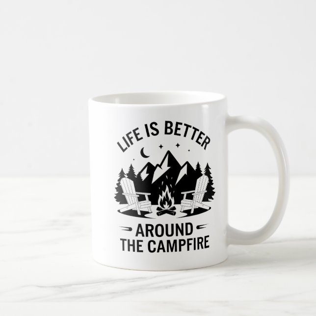"Livet är bättre runt Campfire Kaffemugg (Höger)