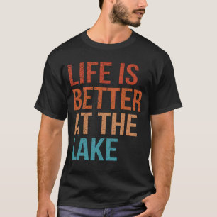 Livet är bättre vid Sjö Lanier Fishing Boating Gif T Shirt