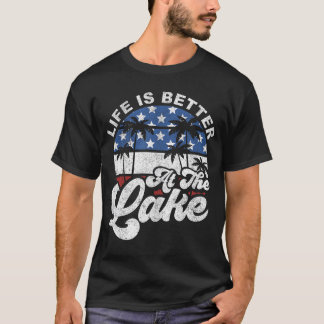 Livet är Bättre Vid Sjön 4 Juli Amerikansk Flagga T Shirt