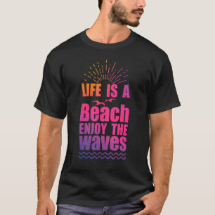 Livet är en bov som njuter av den Vinkara sommarup T Shirt