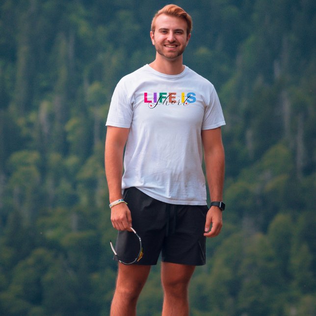 Livet är Kort-uppmuntran T Shirt (life is fashion and modern world.)