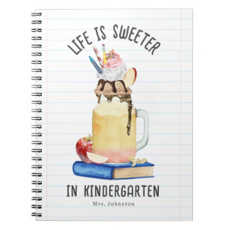Livet är sötare i Kindergarten Milkshake Teacher Anteckningsbok
