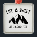 Livet är sötat med 14 000 fötter julgransprydnad metall<br><div class="desc">De är de högsta bergen i Colorado,  Kalifornien och Washington State. De ringer dig - gå ut och klättra upp för dem!</div>