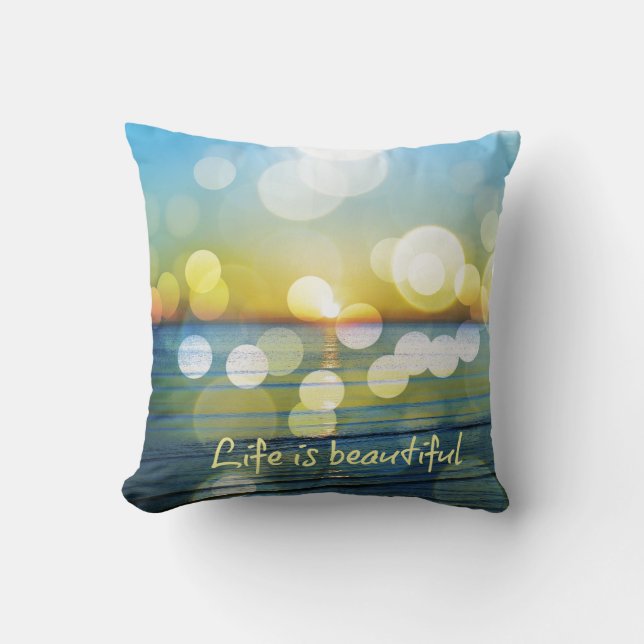Livet är vackert Beach Sunrise Pillow Kudde (Framsida)