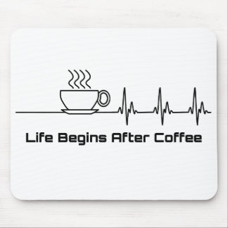 Livet börjar efter kaffehjärtslag musmatta