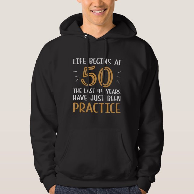 Livet Börjar Vid 50 Hoodie (Framsida)