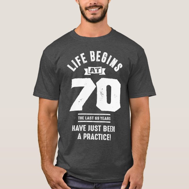 Livet börjar vid 70 t shirt (Framsida)
