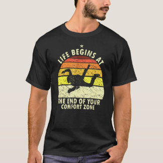 Livet Börjar Vid Slutet Av Din Komfortzon Fallskär T Shirt