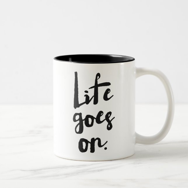 Livet går vidare | Black Rustic Modern Calligraphy Kaffemugg (Höger)