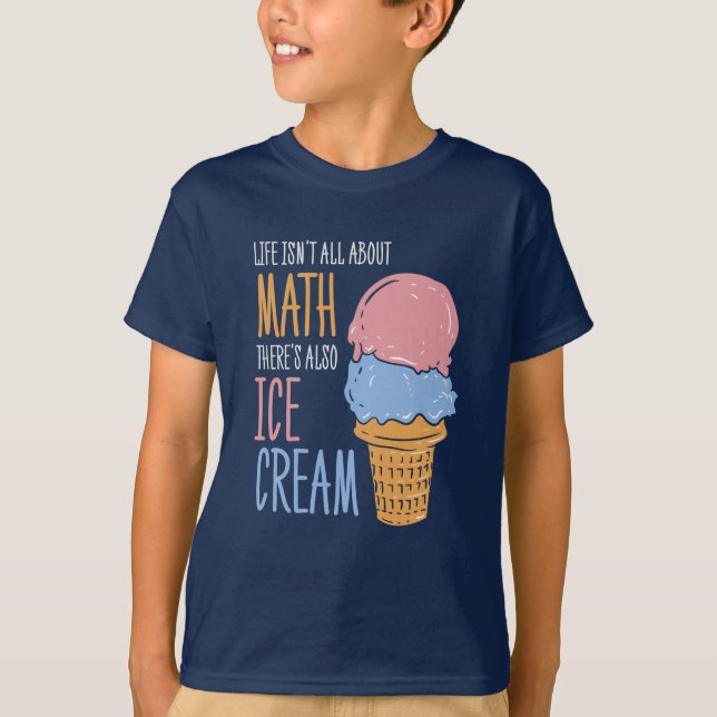 Livet handlar inte bara om matematik Det finns äve T Shirt (Framsida)