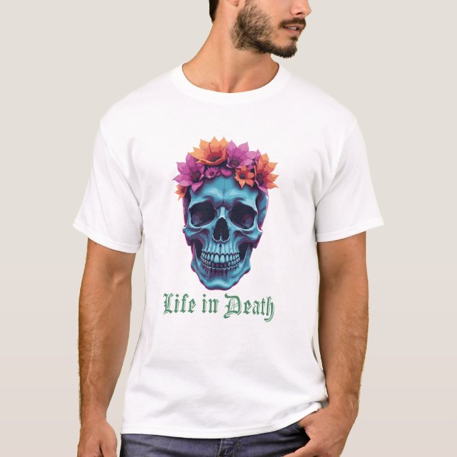 Livet i döden, Bloom i Blue T Shirt (Framsida)