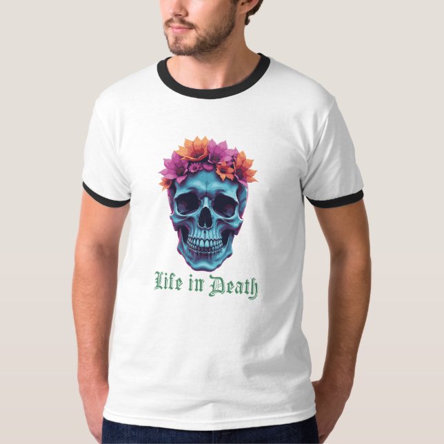 Livet i döden, Bloom i Blue T Shirt (Framsida)