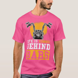 Livet ligger bättre bakom Pub Chopper-motorcykeln T Shirt