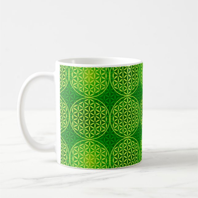 Livets blomma - frimärke mönster - grönten kaffemugg (Vänster)