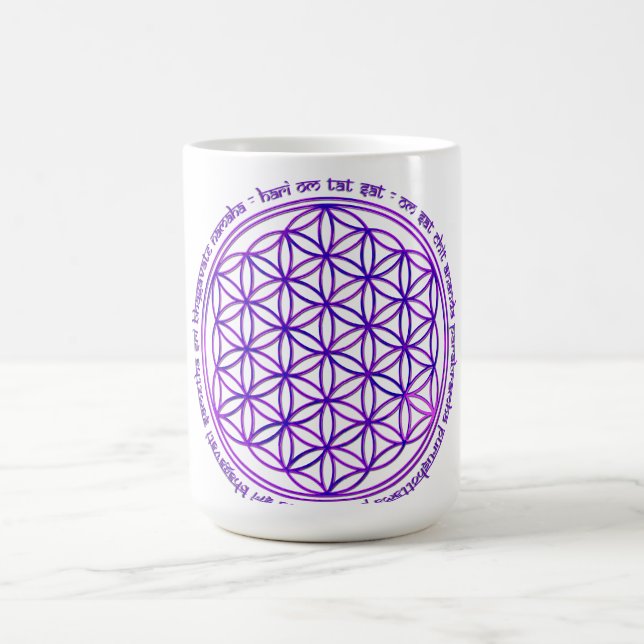 Livets blomma - Moola Mantra - violett Kaffemugg (Center)