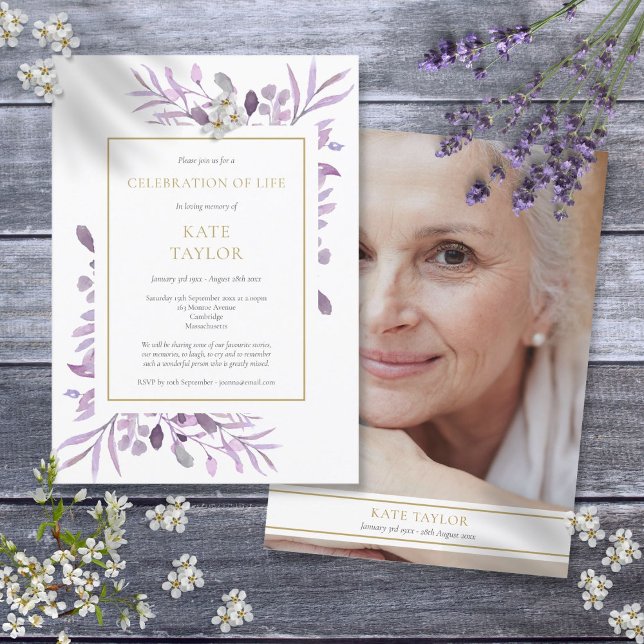 Livets minnesfirande med lila blad foto inbjudningar (Purple Foliage Funeral Celebration of Life Photo Invitation)