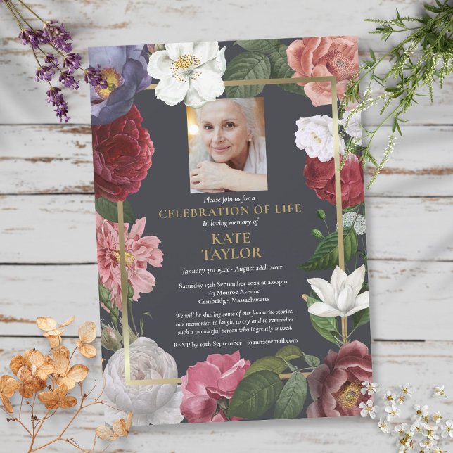 Livets rosor Blommor Begravning Foto Inbjudningar (Celebration of Life Roses Floral Funeral Photo Invitation)