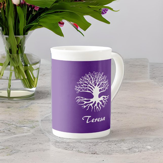 Livets träd White Silhouette på Lila Monogram Benporslin Mugg (Skapare uppladdad)