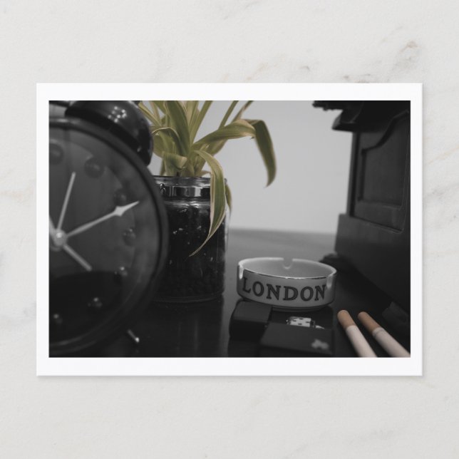 Living on London Time Postkortstryck av JHT Vykort (Framsida)
