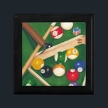 Livliga Billiards Bord med Bollar och krita Smyckeskrin<br><div class="desc">Racka upp dem med den här spektakulära målningen av miljardtals bord av Jennifer Goldberger. Bollar ser nytt ut,  filten ser imakulerad ut och kritan har redan applicerats på referenspunkterna. Lägg det här i ditt hem,  eller ge det till en vän eller älskad som njuter av ett spel av bassäng!</div>