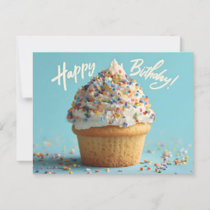 Livsglad närbild på en födelsedagsvaniljcupcake vykort
