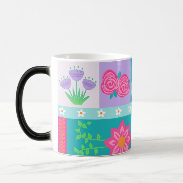 Livsglada blommande blommor design magisk mugg (Vänster)