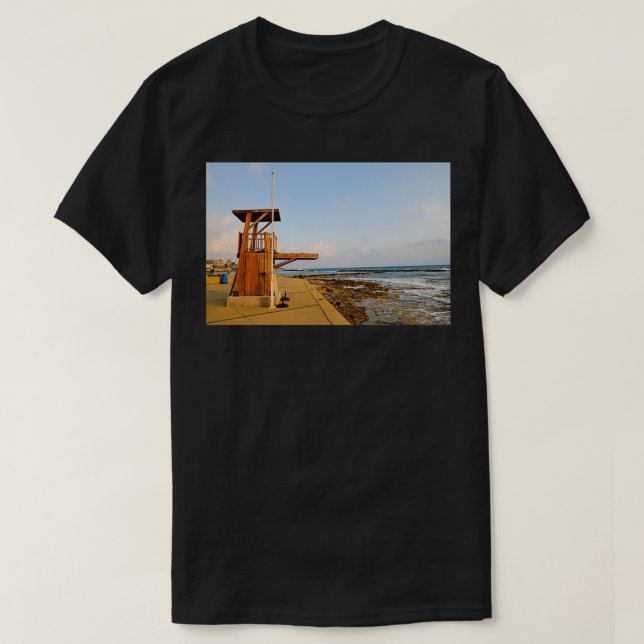 livvakt station på stranden på Paphos Cypern T Shirt (Design framsida)