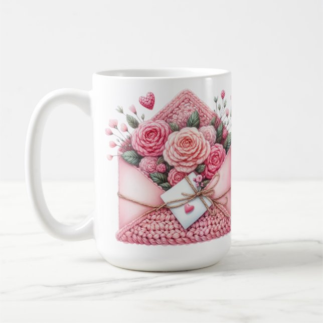 LJUDSENVELOPP FÖR ROSA OCH VITCROCHET KAFFEMUGG (Vänster)