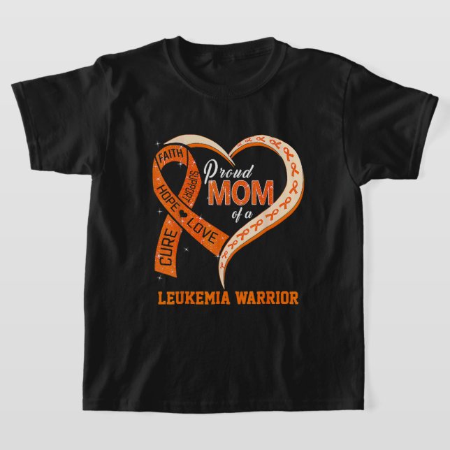 Ljukemi-medvetandegrad Mamma i en Leukemi Warrior T Shirt (Laydown)