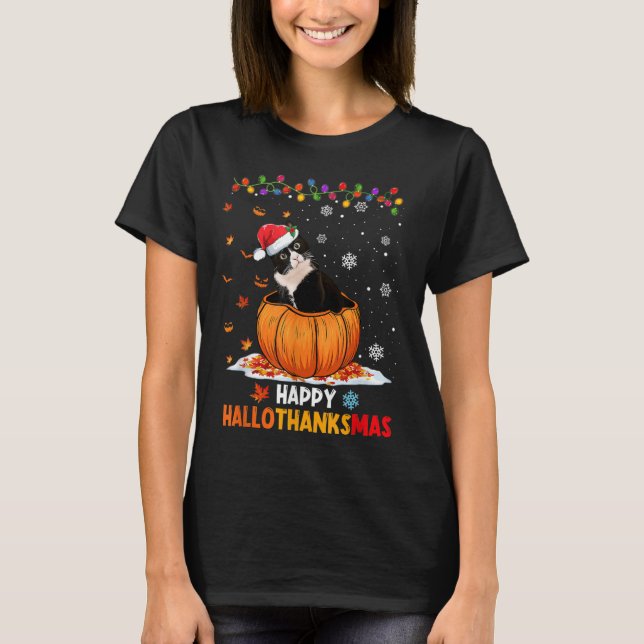 Ljuny Tuxedo Cat on Pumpkin Lycklig Hallothanksmas T Shirt (Framsida)