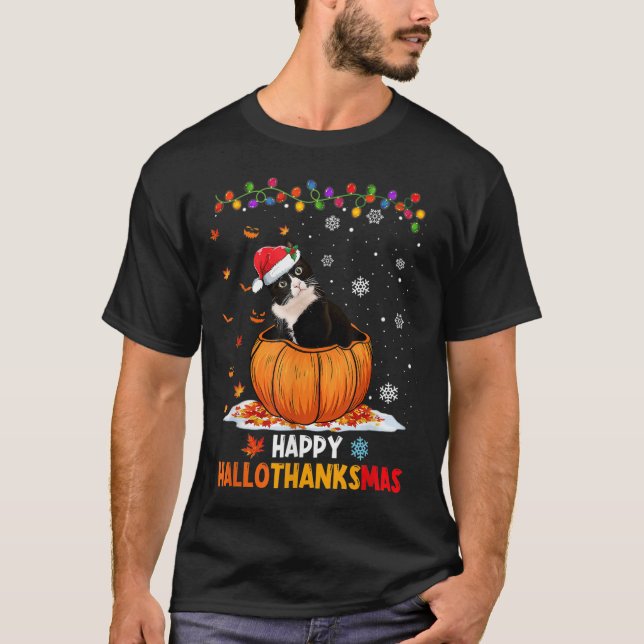 Ljuny Tuxedo Cat on Pumpkin Lycklig Hallothanksmas T Shirt (Framsida)