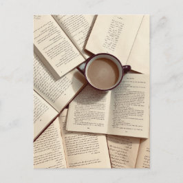Ljus akademisk estetik kaffe och böcker vykort