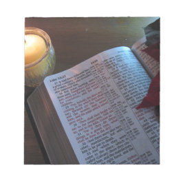 ljus, bibel och Poinsetta Anteckningsblock