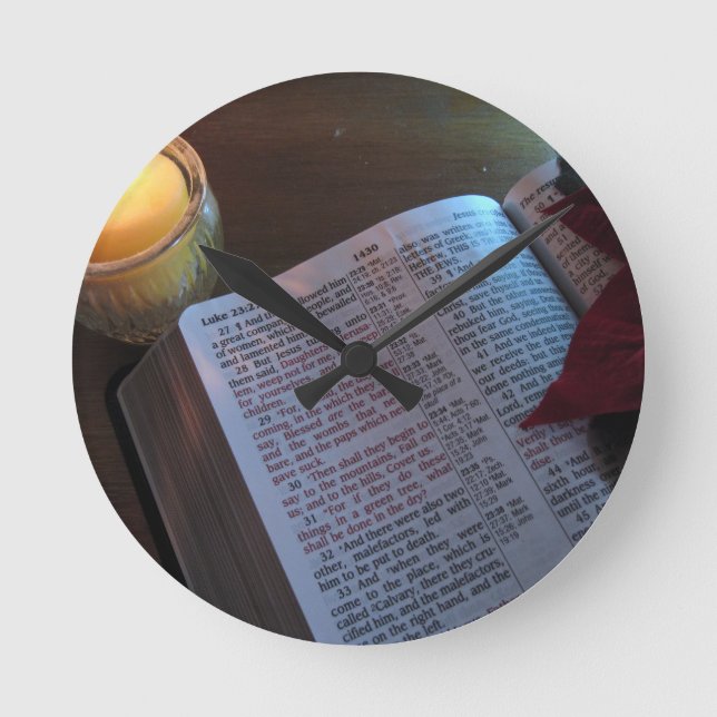 ljus, bibel och Poinsetta Rund Klocka (Framsida)