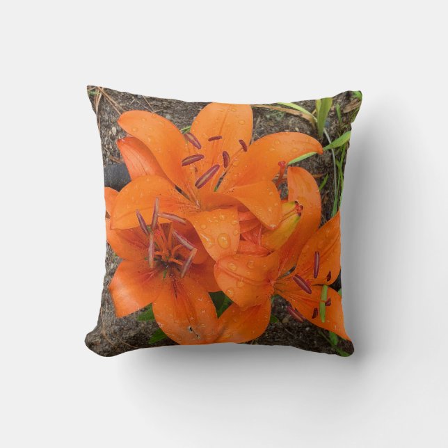 Ljus Orange Day Lily Throw Pillo Kudde (Framsida)