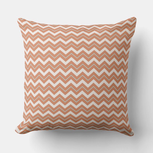 Ljus orange och vit chevron-design kudde (Framsida)