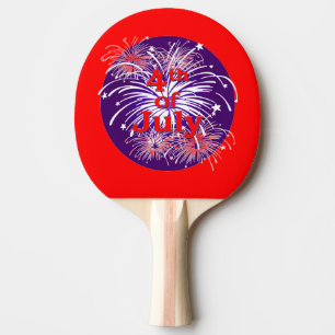 Ljus röd 4th av Juli fyrverkerifirande Pingisracket