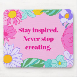 Ljus rosa gul blomstermotivationscitat mus musmatta
