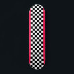 Ljus rosa och schackbräde mini skateboard bräda 18,5 cm<br><div class="desc">Ett svart och vitt klassiskt schackbräde mönster,  med en ljusstark rosa.</div>