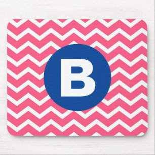 Ljus rosa och vit chevron-mönster monogram musmatta