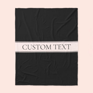 Ljus rosa redigerbar text för  Rand & Elegant Fleecefilt