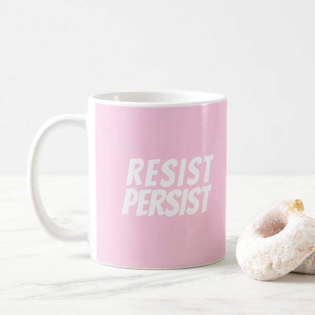 ljus rosa  "Resistent Persist" vit Kaffemugg (Med munk)