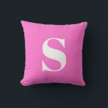 Ljus Shock rosa - första monogrammet utomhus Kudde<br><div class="desc">Ljus Rosa,  första monogrammed utomhusbelysning. Dekorativ utomhuskudde med en enda början. Anpassa snabbt och enkelt.</div>