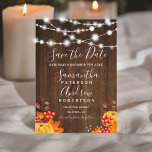 Ljus sparar träpumpsträngen spara datumet<br><div class="desc">Rustiskt brunträ med strängen ljus bröllop spara datum med handmålade pumpor,  maple löv på vintage brun trä och kalligraftypografi av elegant. Perfekt för hösten bröllop. Perfekt för teman land ,  bröllop i ladan.</div>