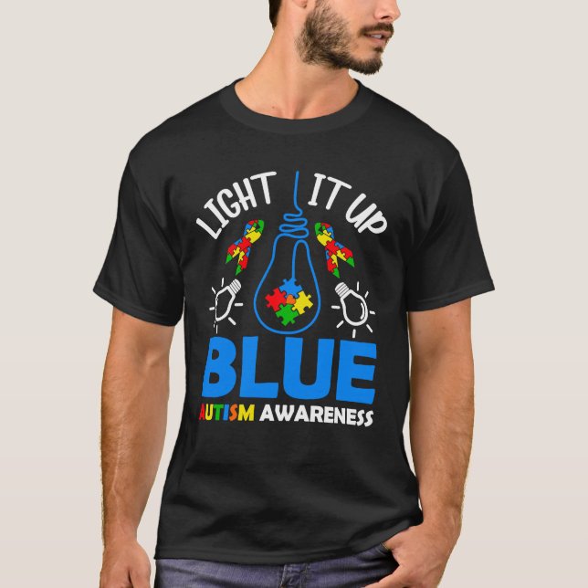 Ljus upp blått autismmedvetande Autistic Puzzle T Shirt (Framsida)
