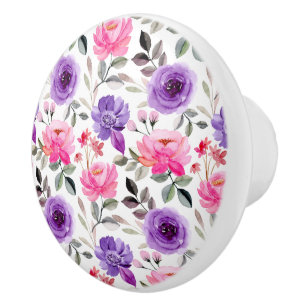 Ljus vattenfärg blommönster i rosa och lila knopp