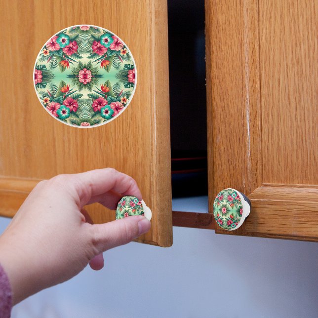 Ljusa Tropikernor Knopp (Skapare uppladdad)