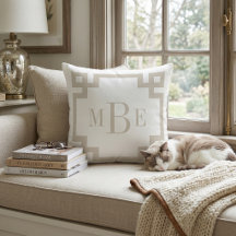Ljusbeige och vit grekisk nyckel | Monogrammerad