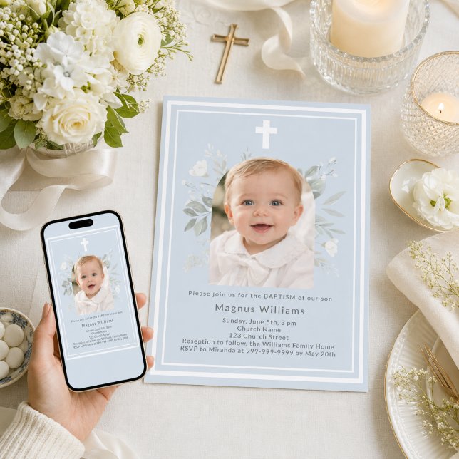 Ljusblå fotobåge pojke blommor Dop Inbjudningar (Skapare uppladdad)