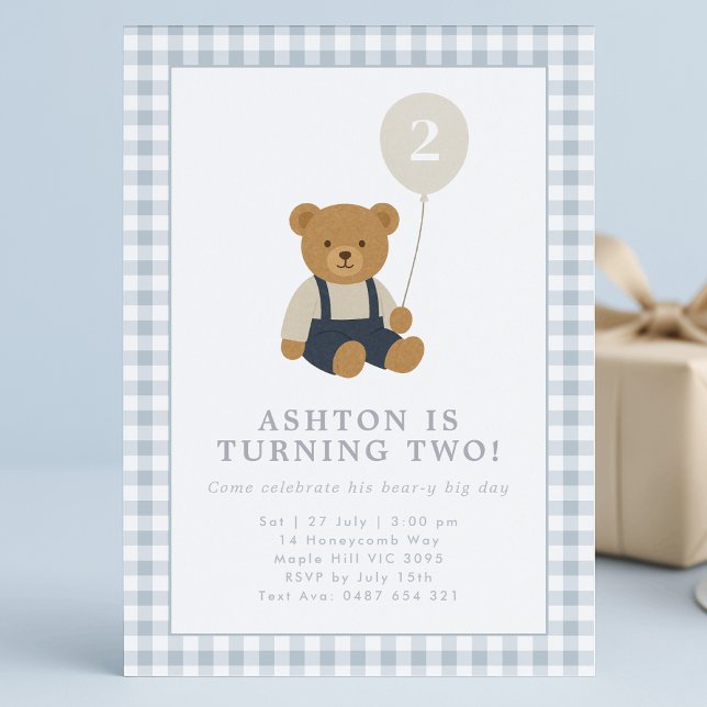 Ljusblå Gingham Nalle Birthday-inbjudan Inbjudningar (Skapare uppladdad)